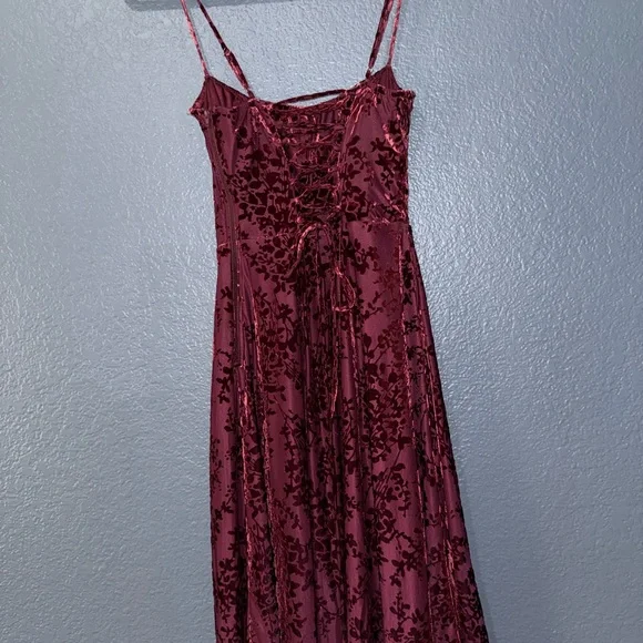 Burgundy Floral Velvet Burnout Slip Dress - Picture 2 of 4